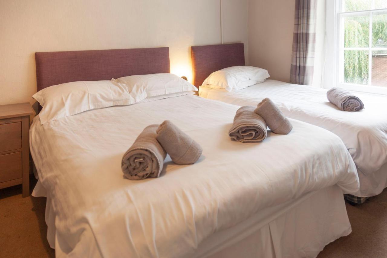 Bed and Breakfast The Great Western Abergavenny Exterior foto